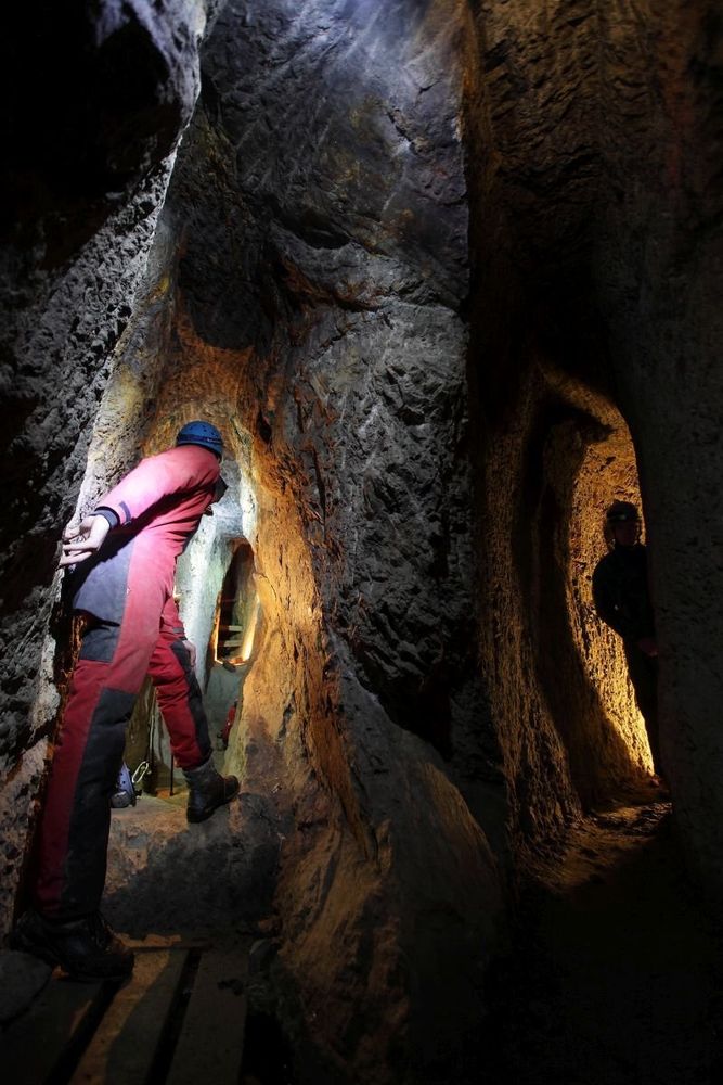Visites d'authentiques mines d'argent - L'Aventure des Mines (Association ASEPAM)