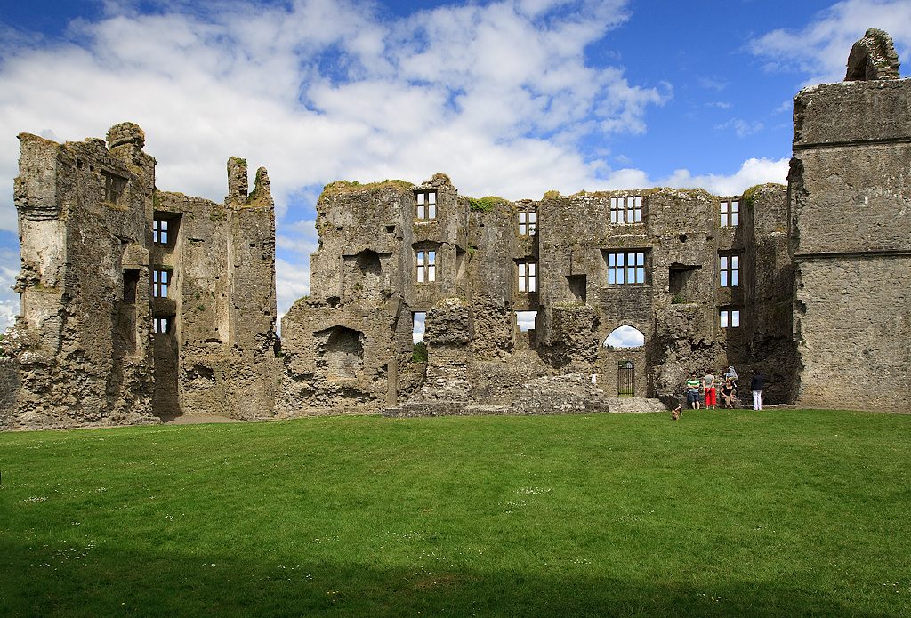 Castles of Connacht, Roscommon, Co. Roscommon (3) - geograph.org.uk - 1954276