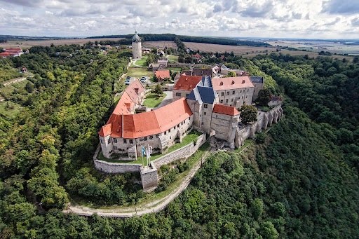 Le château de Neuenburg, Freyburg