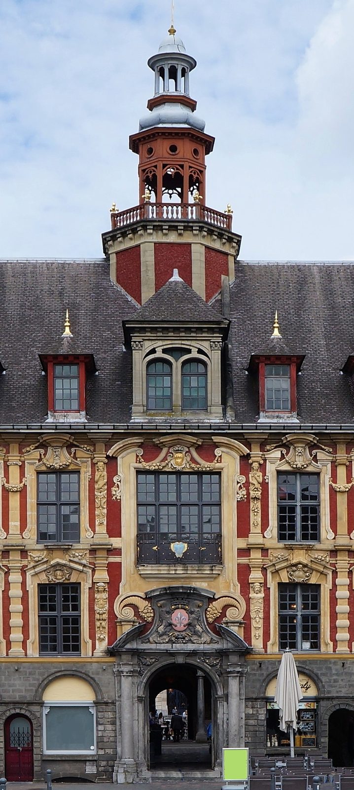 Lille porte de la Vieille Bourse Place du Gl DeGaulle
