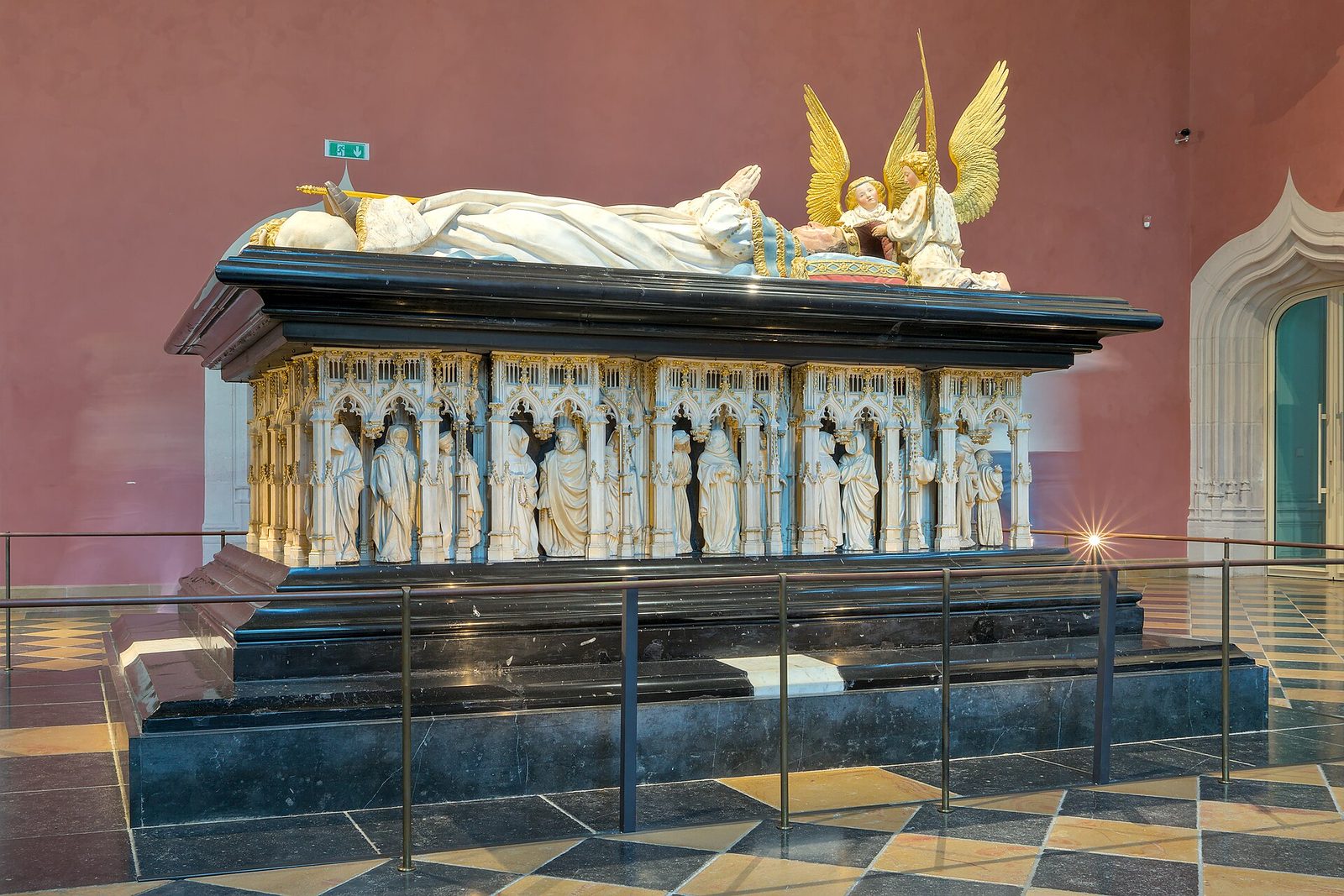 Dijon - Musée des Beaux-Arts - Tombeaux des Ducs de Bourgogne - 01