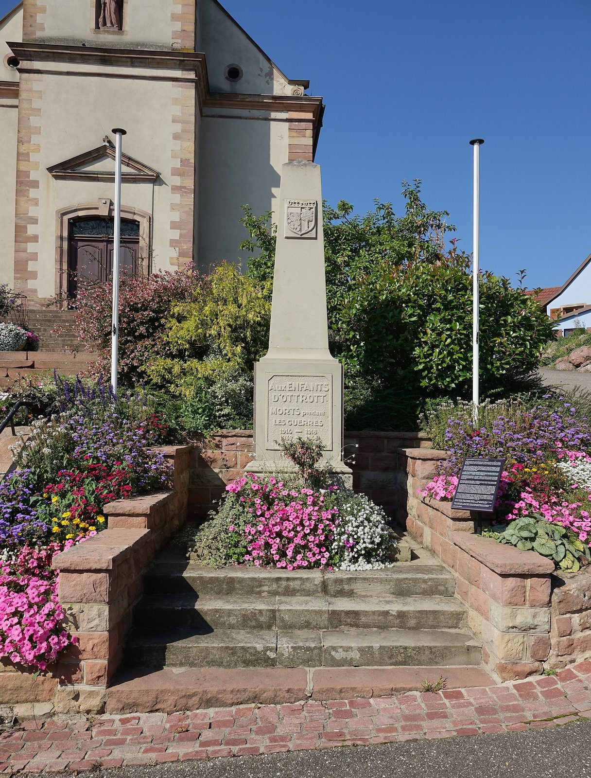 Monument aux morts des Première et Seconde Guerres mondiales (Ottrott)